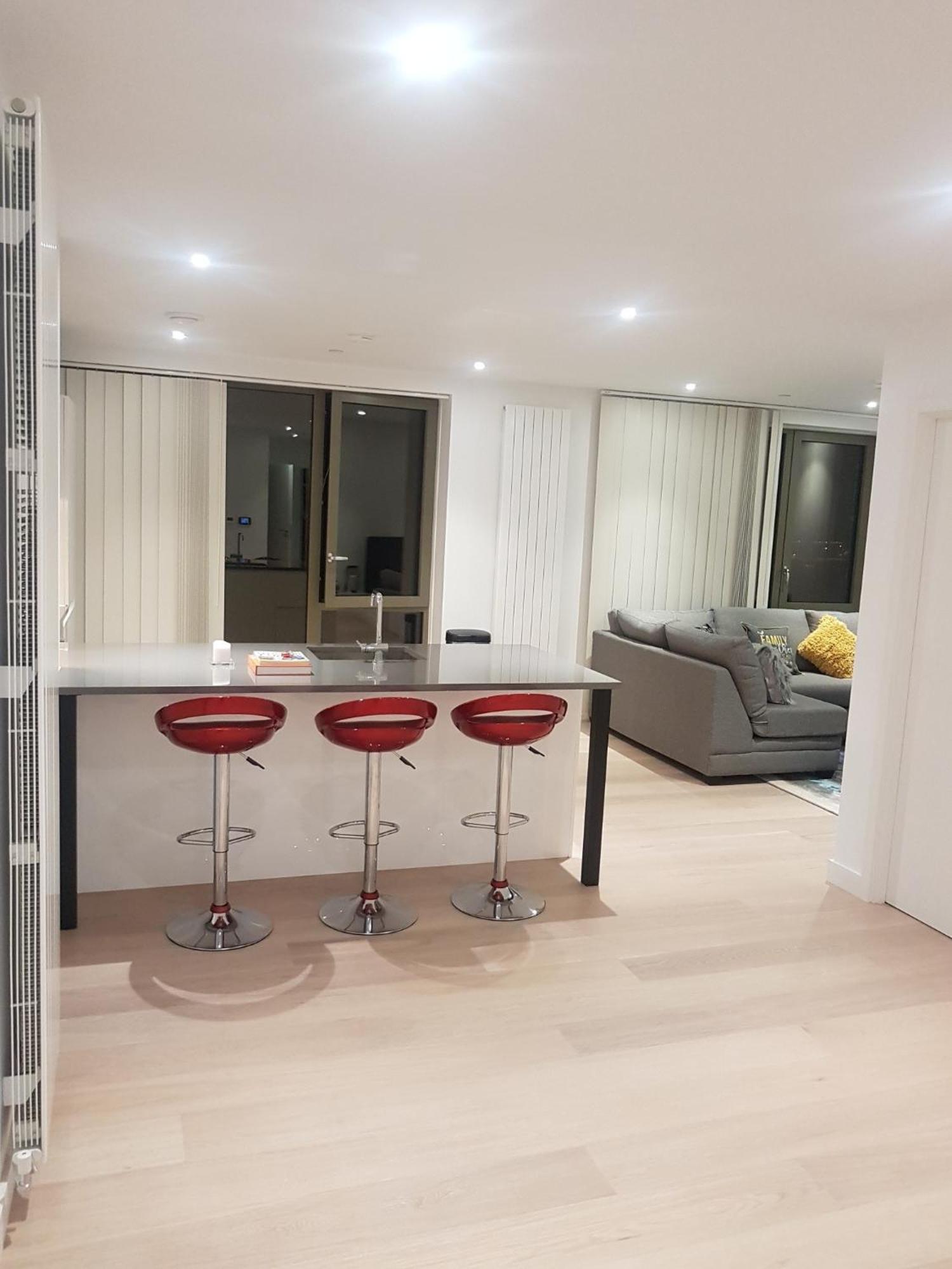 Lush Living - Double Room With Private Bathroom Лондон Екстер'єр фото